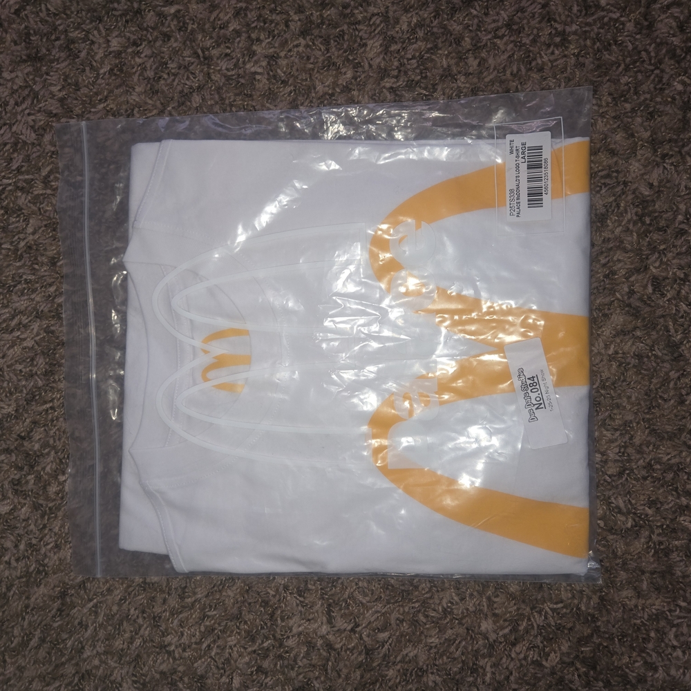 PALACE White and Yellow Long Sleeve Tee with Graphic Design